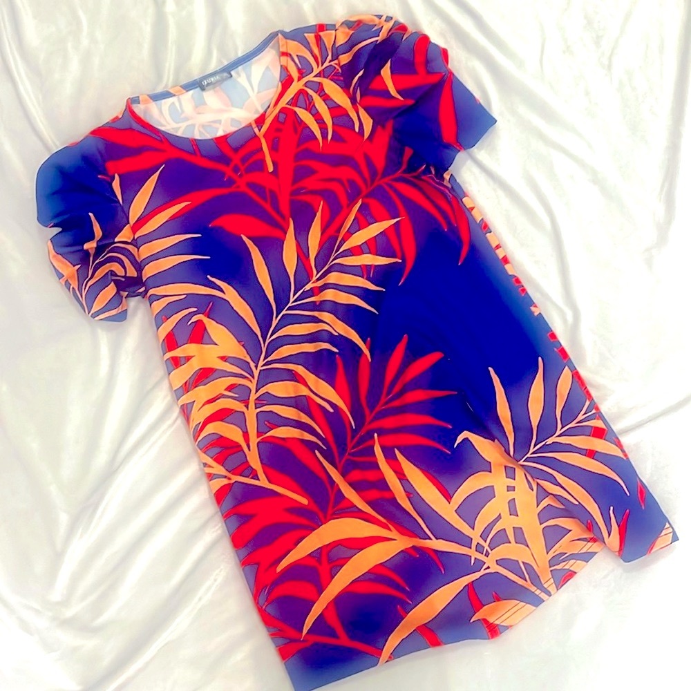 Moving Sale Must Go! Tropical short dress with puffy short sleeves vacation must